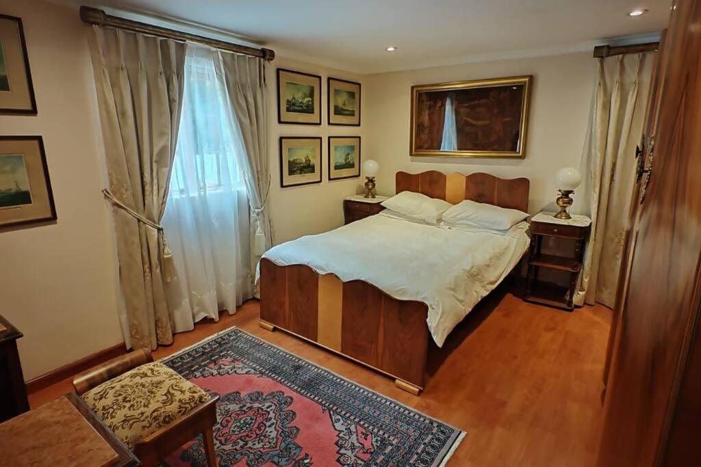Rondebosch Apartment *