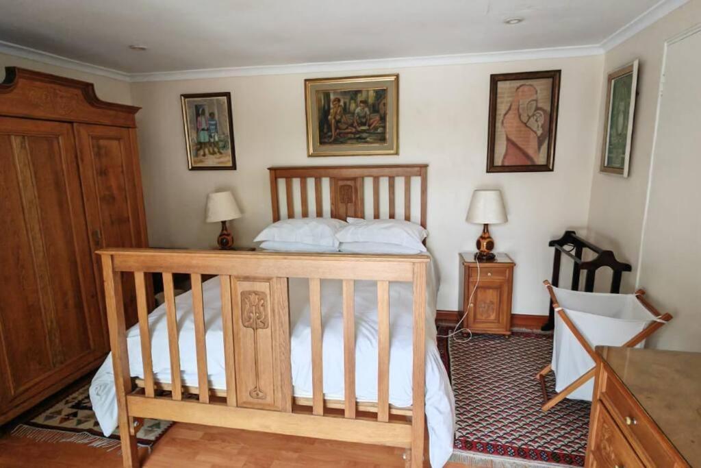 Rondebosch Apartment *
